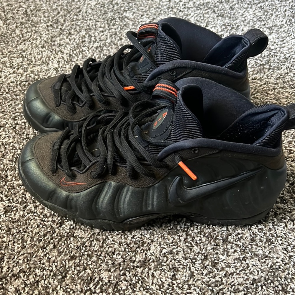Sequoia green Nike Foamposite Pro size 11